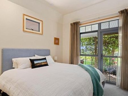 Hawkdun Rise Vineyard & Accommodation Александра Екстериор снимка
