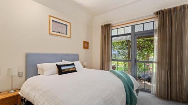 Hawkdun Rise Vineyard & Accommodation Александра Екстериор снимка